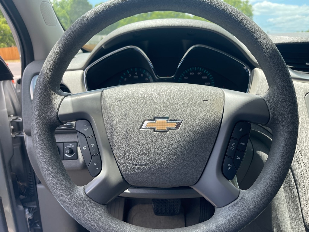 Chevrolet Traverse LS FWD w/PDC 2014