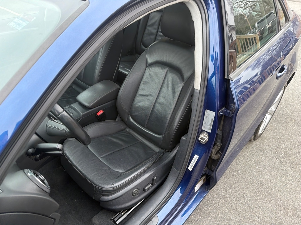 Audi A3 1.8T Premium FWD S tronic 2015