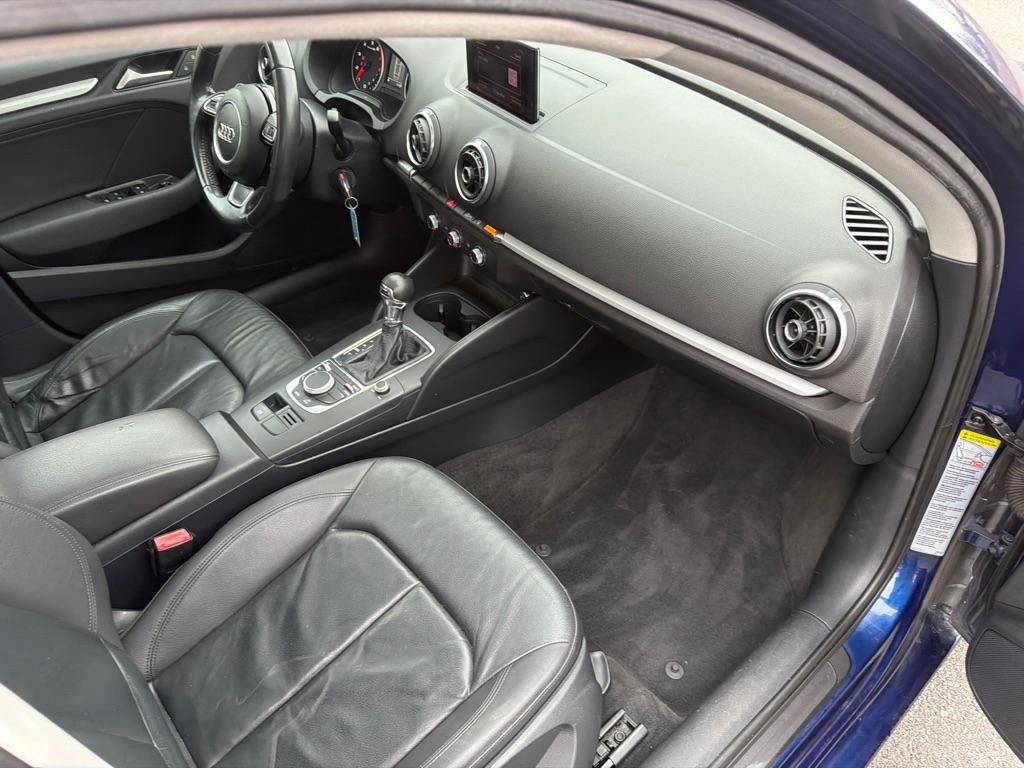 Audi A3 1.8T Premium FWD S tronic 2015