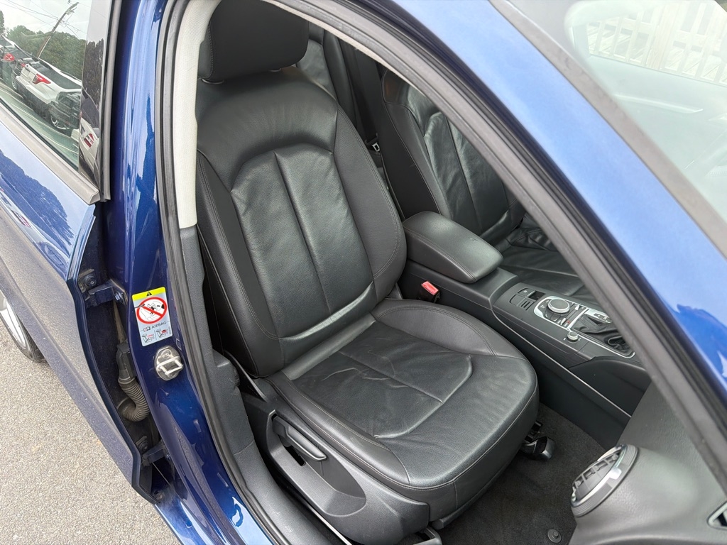 Audi A3 1.8T Premium FWD S tronic 2015