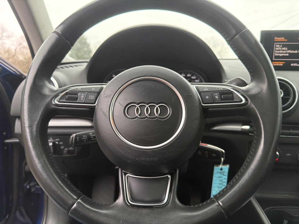 Audi A3 1.8T Premium FWD S tronic 2015