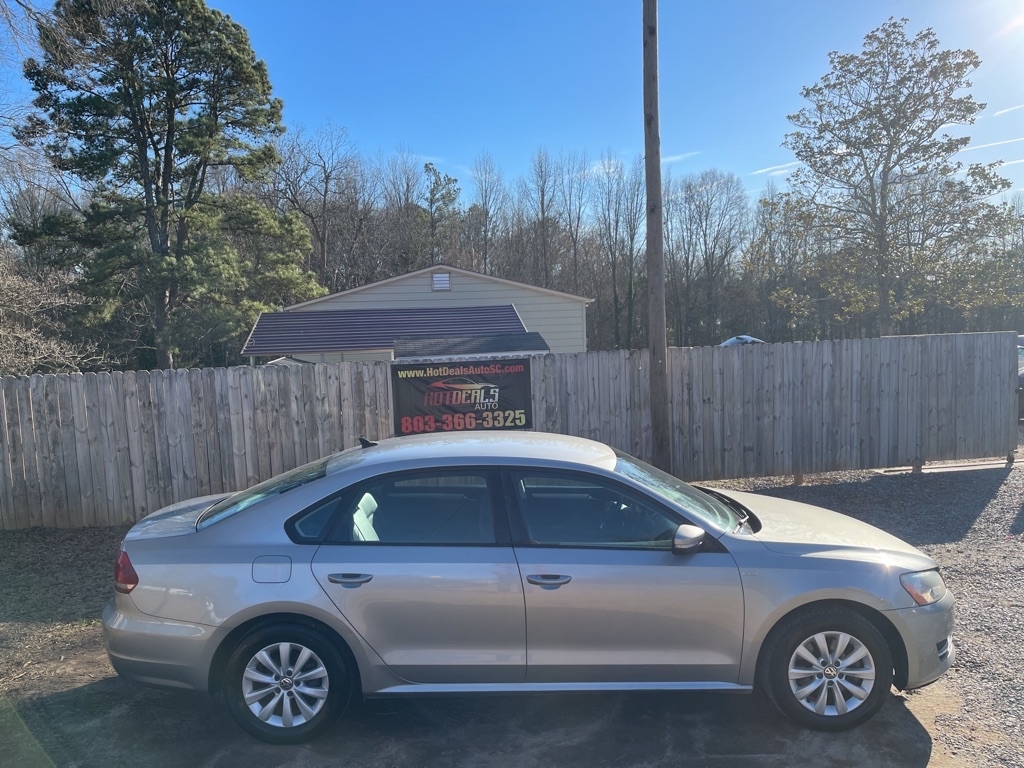 Volkswagen Passat 1.8T Wolfsburg AT 2014