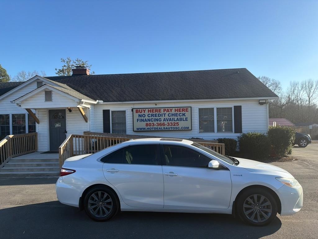Toyota Camry Hybrid XLE 2015