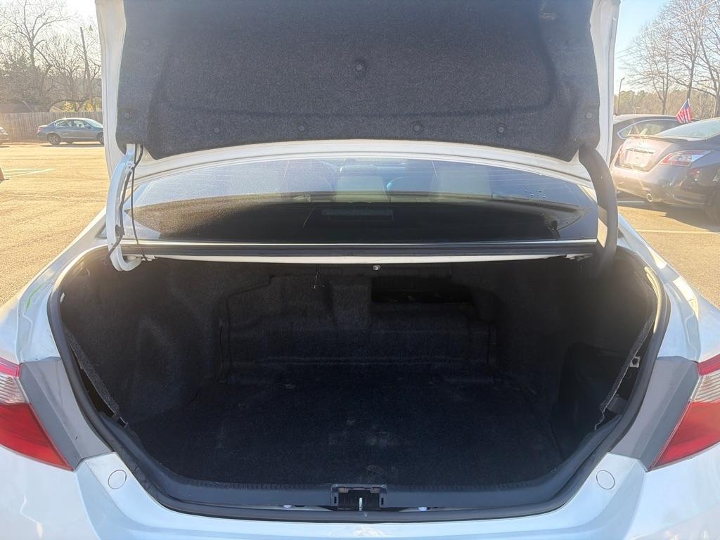 Toyota Camry Hybrid XLE 2015