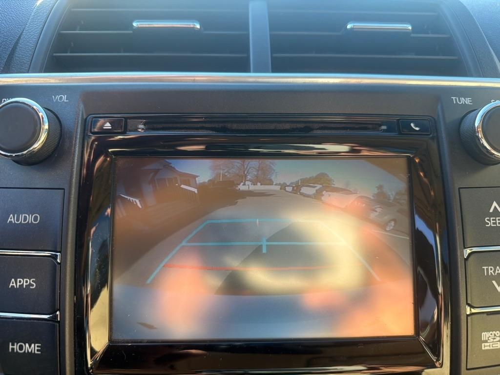 Toyota Camry Hybrid XLE 2015