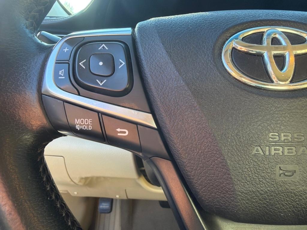 Toyota Camry Hybrid XLE 2015
