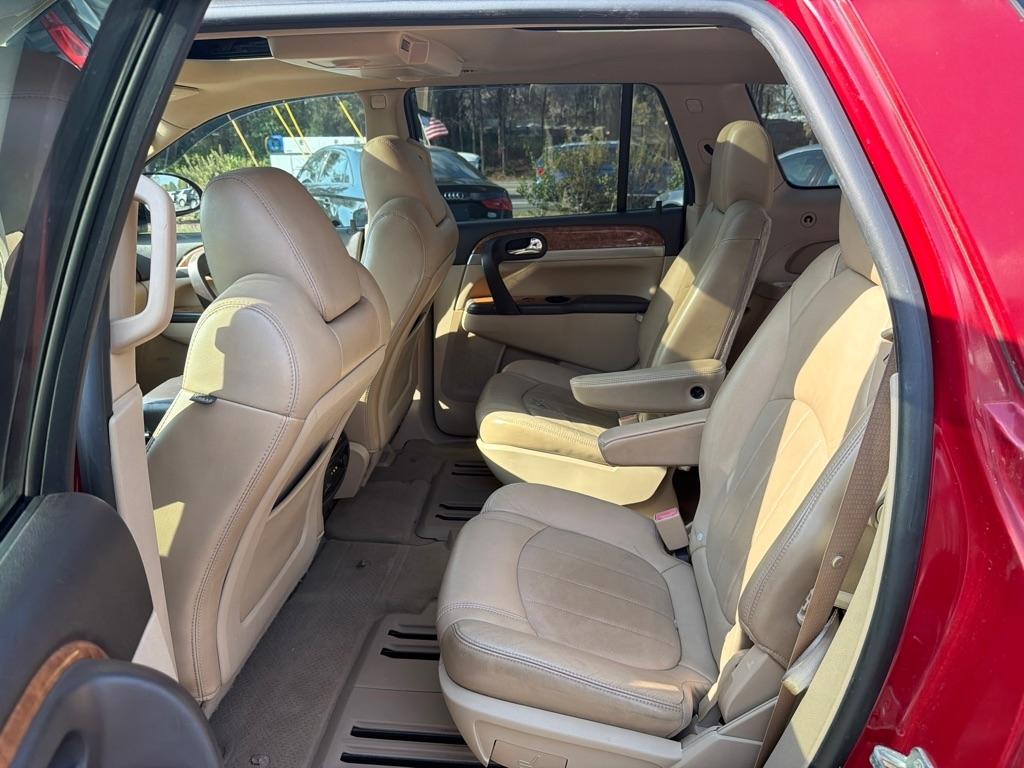 Buick Enclave Premium FWD 2012