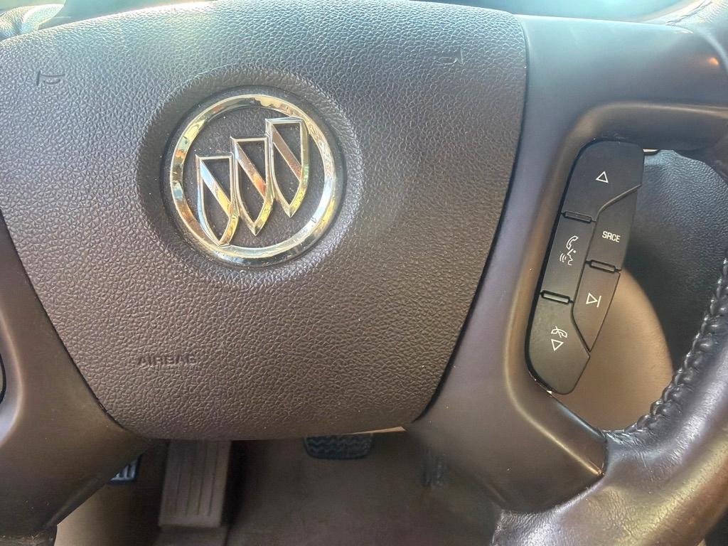 Buick Enclave Premium FWD 2012