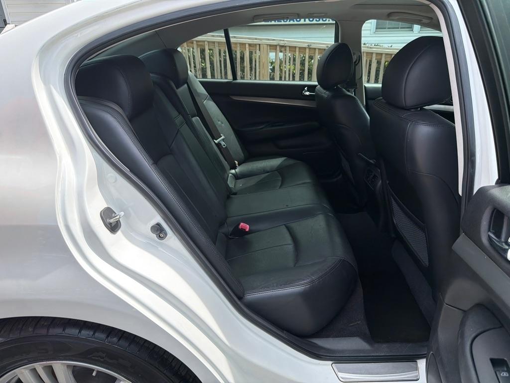 Infiniti G Sedan 37x AWD 2013