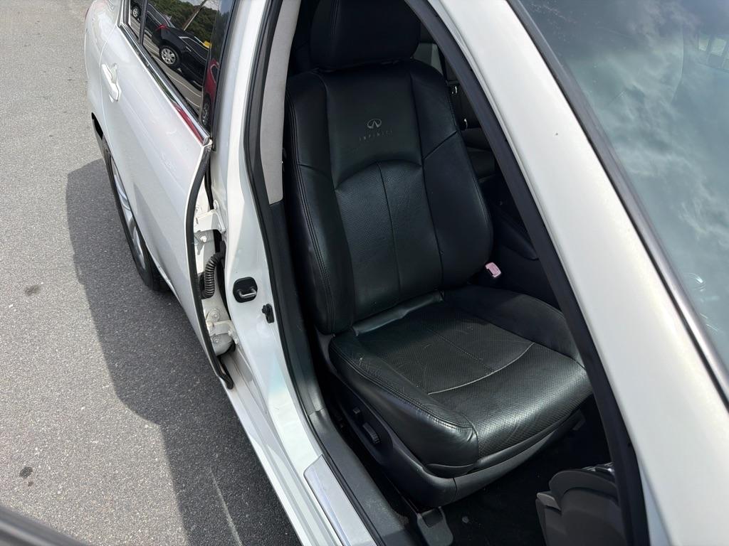 Infiniti G Sedan 37x AWD 2013
