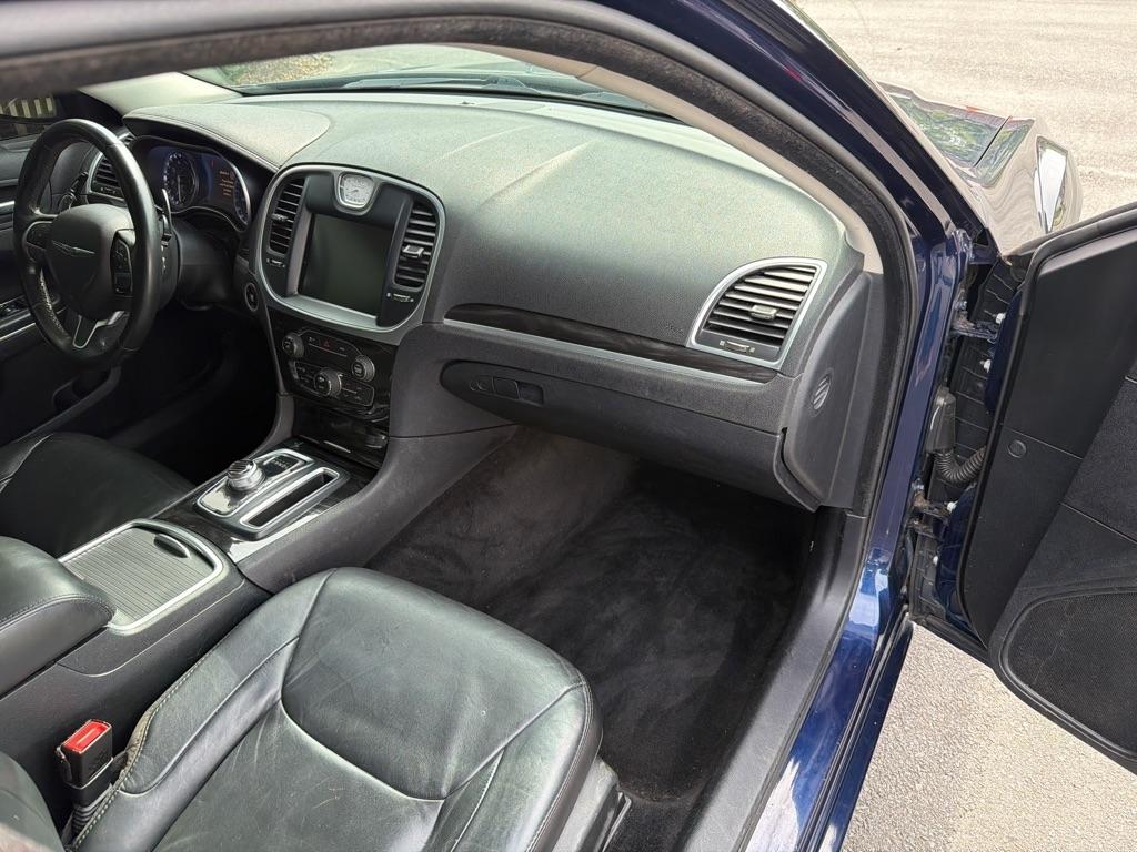 Chrysler 300 Limited RWD 2015