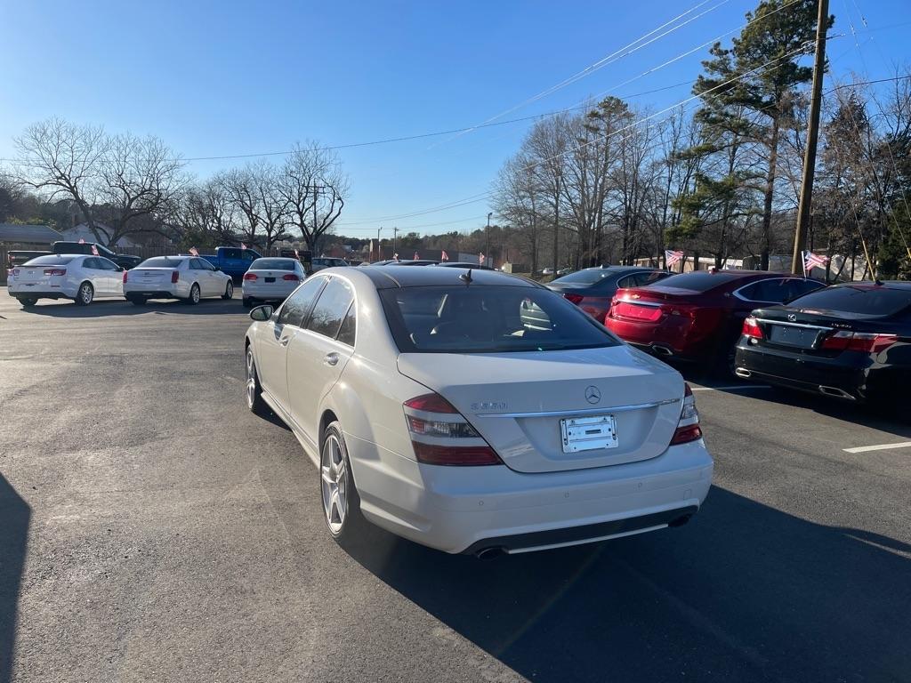 Mercedes-Benz S-Class S550 2007