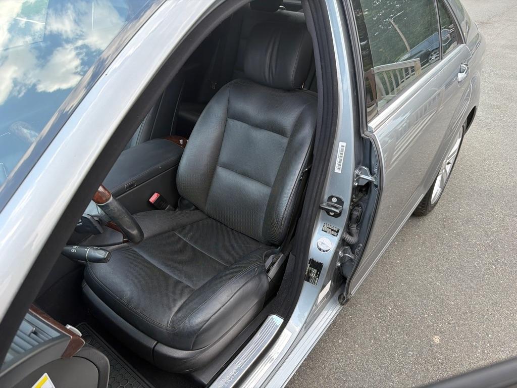 Mercedes-Benz S-Class S550 4-MATIC 2013
