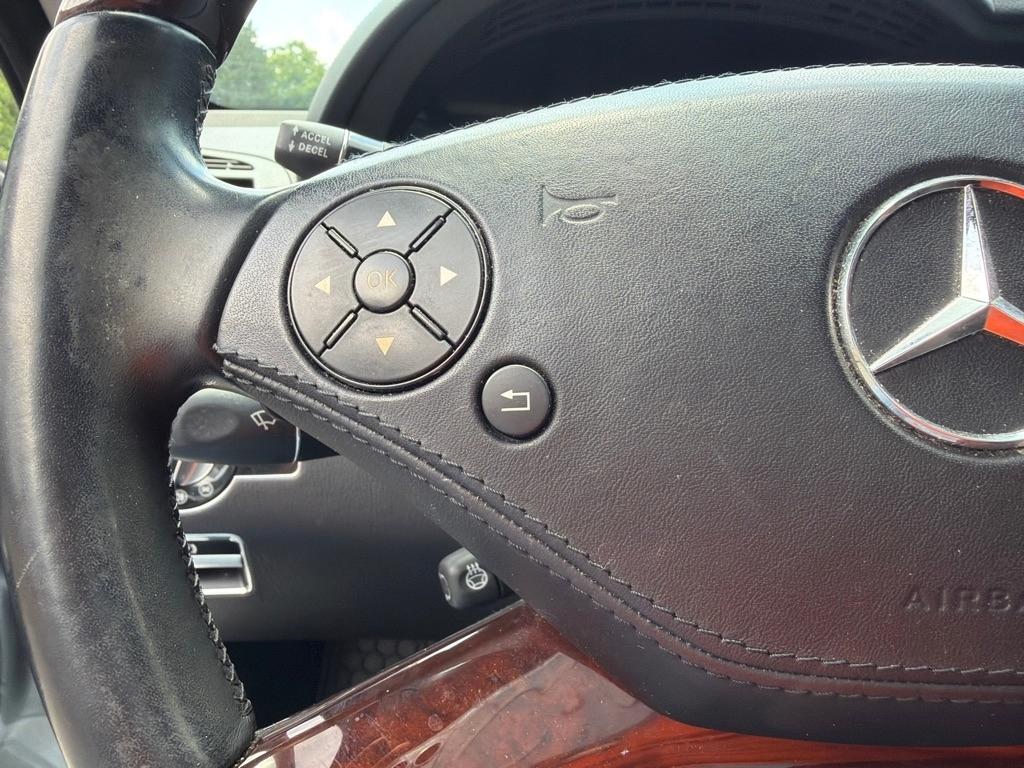 Mercedes-Benz S-Class S550 4-MATIC 2013