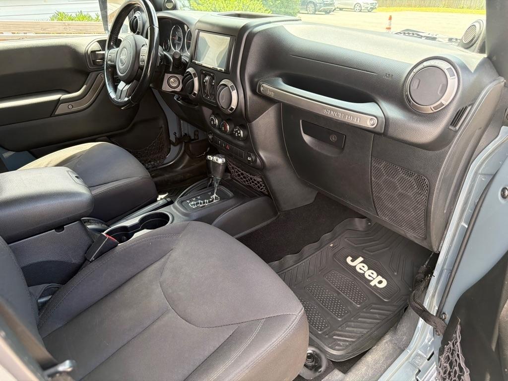 Jeep Wrangler Unlimited Sport 4WD 2014