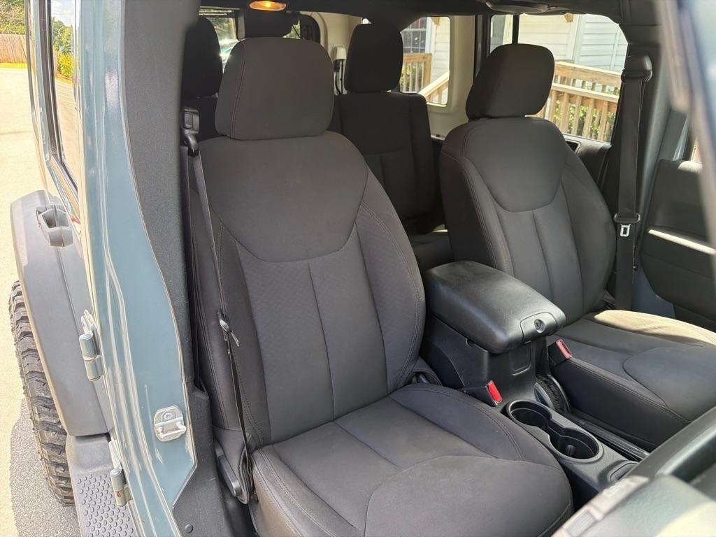 Jeep Wrangler Unlimited Sport 4WD 2014