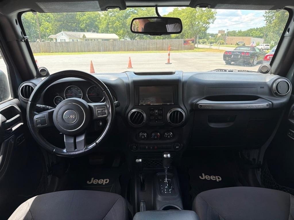 Jeep Wrangler Unlimited Sport 4WD 2014