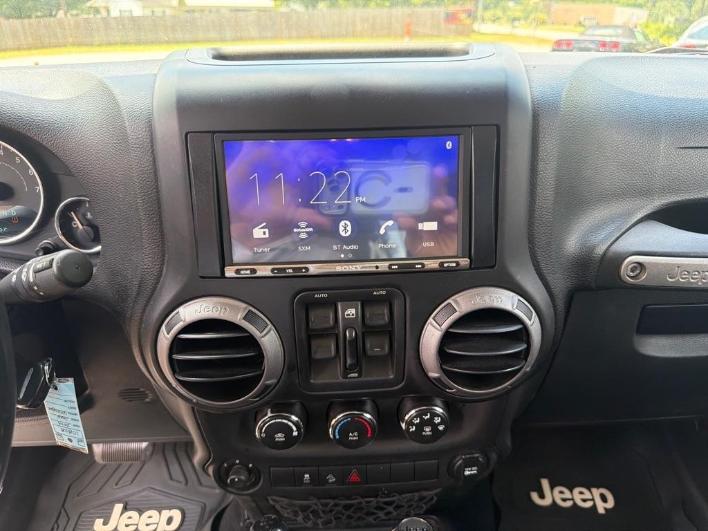 Jeep Wrangler Unlimited Sport 4WD 2014