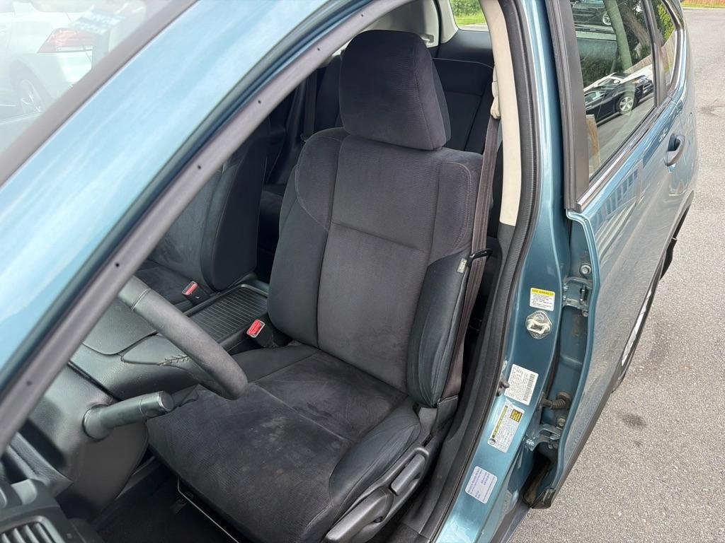 Honda CR-V LX 2WD 5-Speed AT 2013