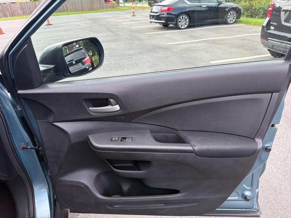 Honda CR-V LX 2WD 5-Speed AT 2013