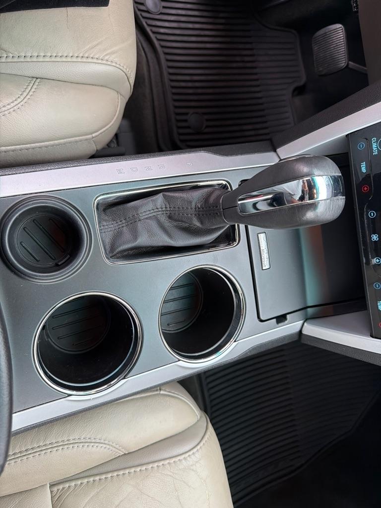 Ford Explorer Limited FWD 2014
