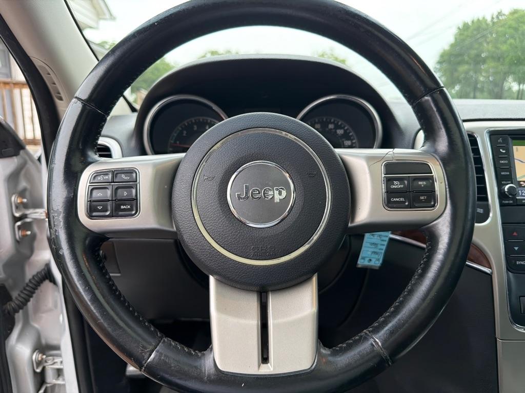 Jeep Grand Cherokee Limited 2WD 2012