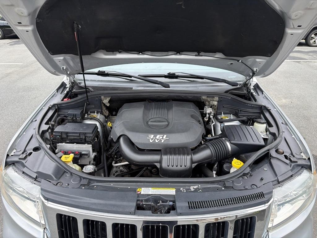 Jeep Grand Cherokee Limited 2WD 2012