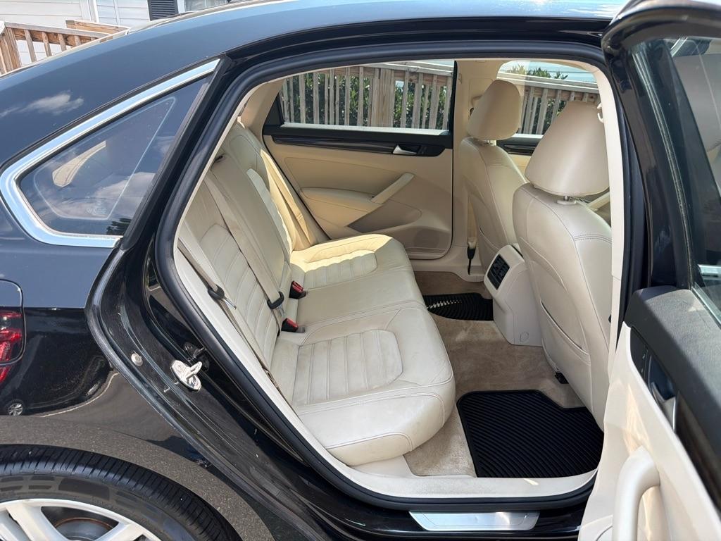 Volkswagen Passat SEL Premium 6A 2015