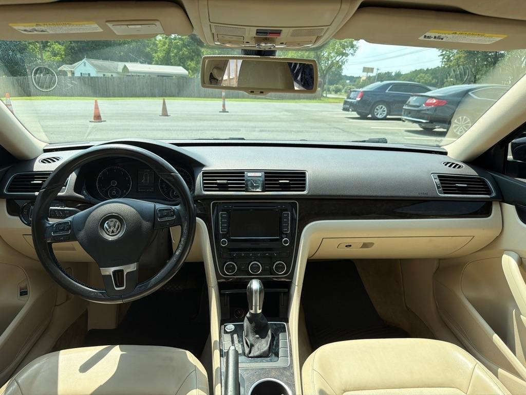 Volkswagen Passat SEL Premium 6A 2015