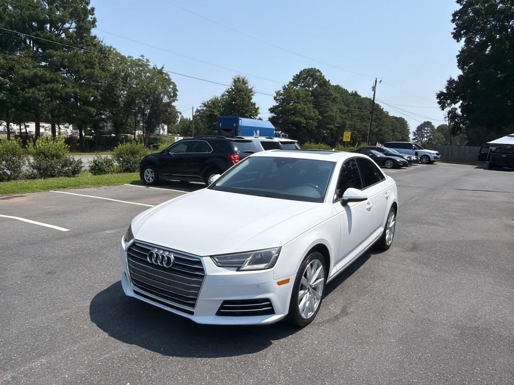 Audi A4 2.0T Premium Sedan 2017
