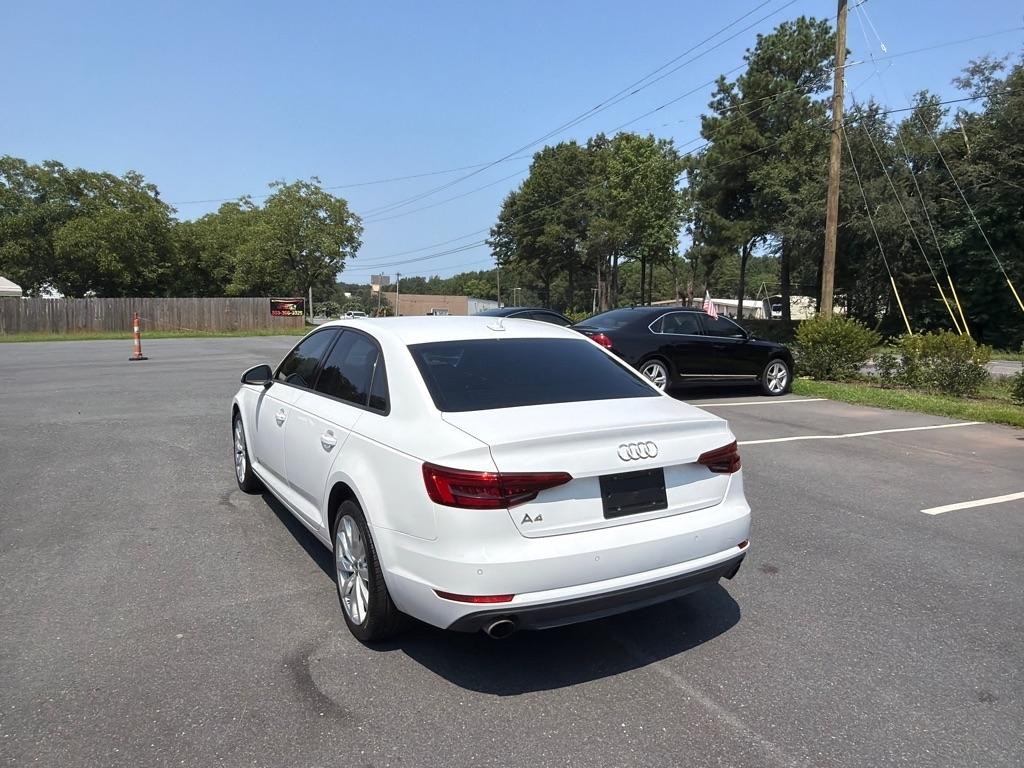 Audi A4 2.0T Premium Sedan 2017