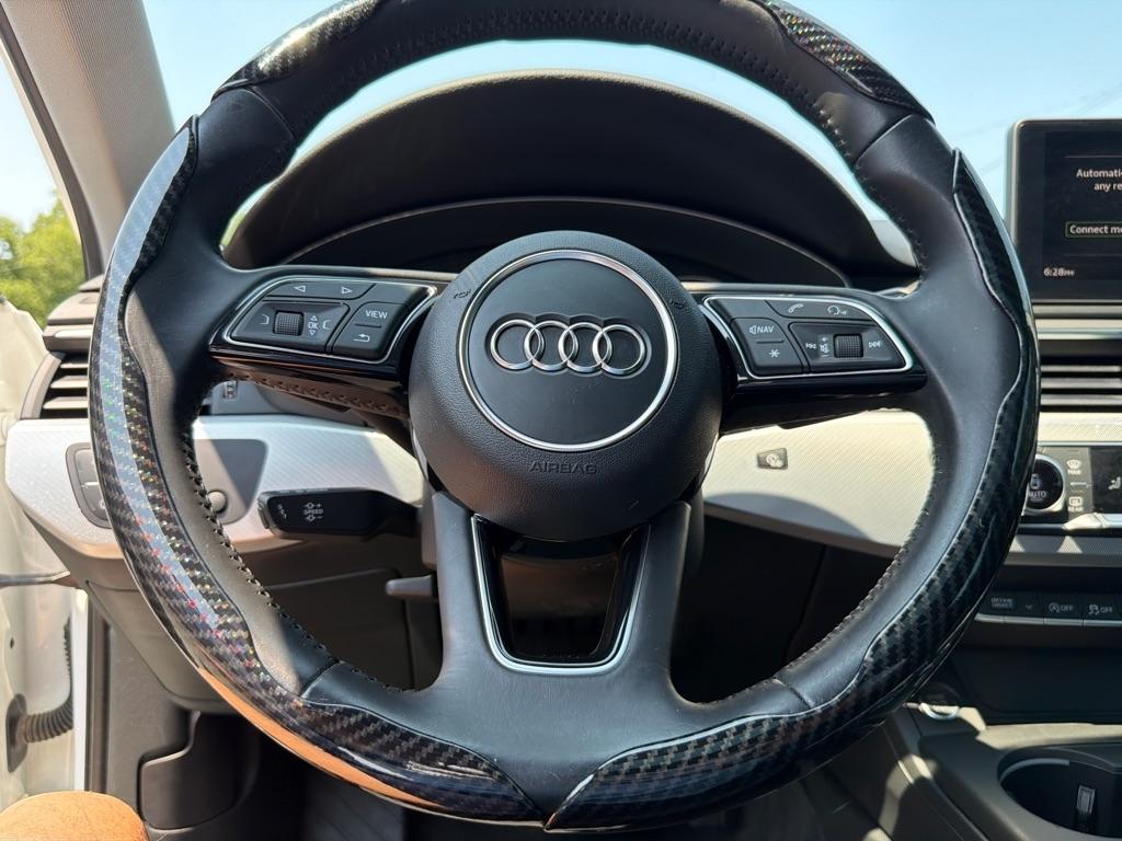 Audi A4 2.0T Premium Sedan 2017