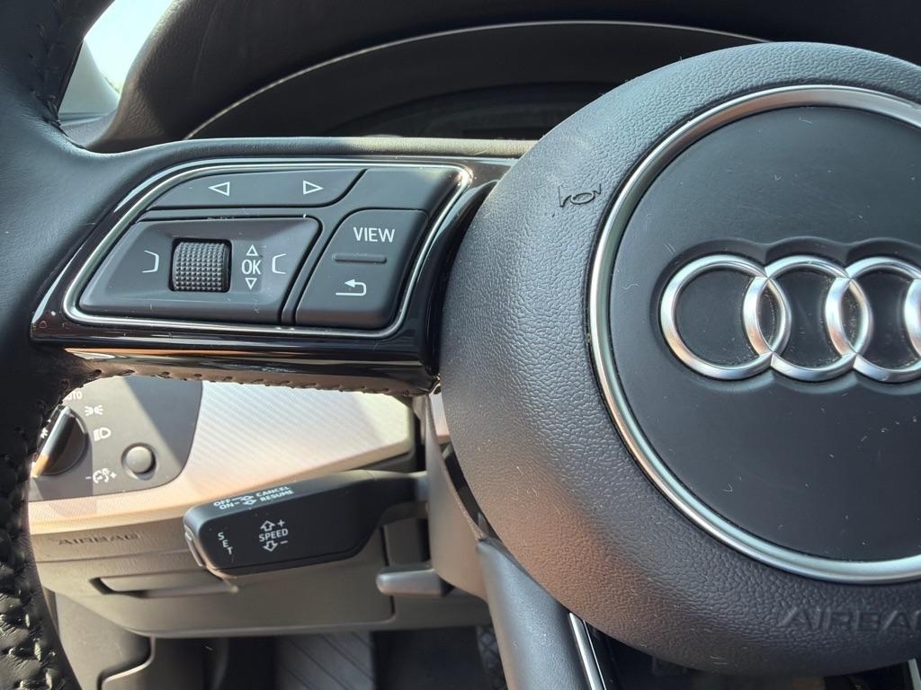 Audi A4 2.0T Premium Sedan 2017
