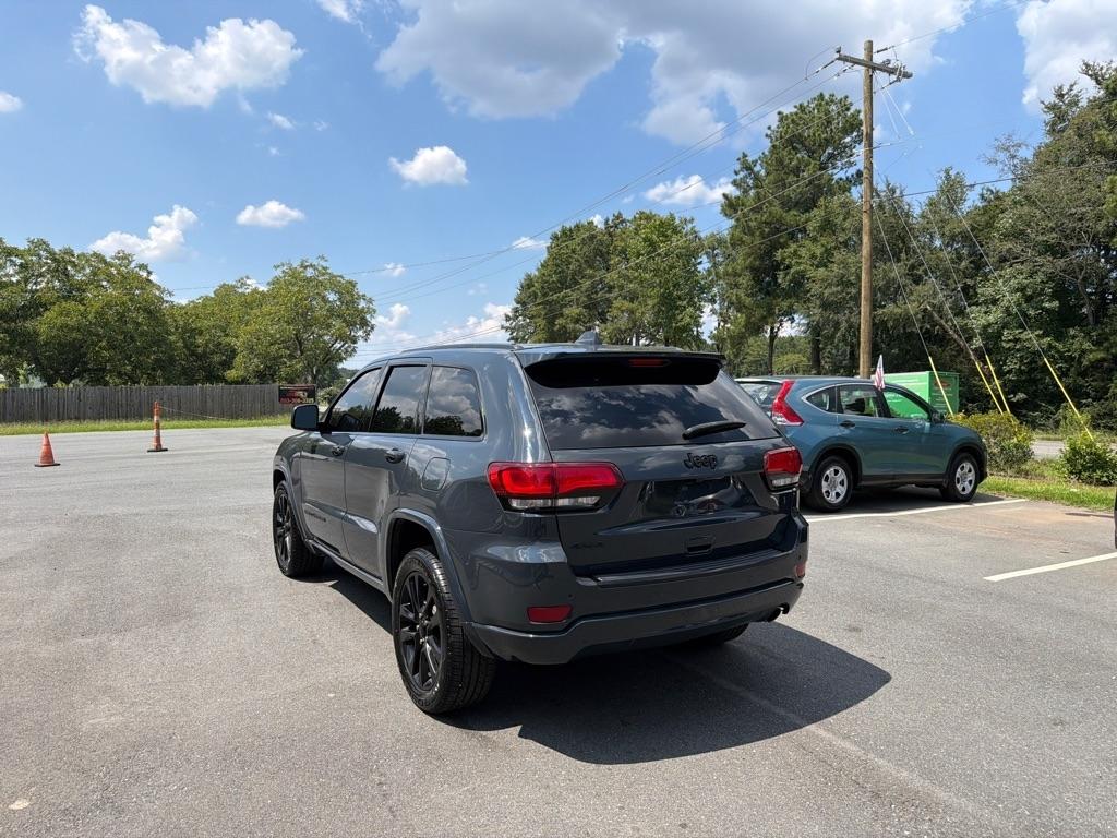 Jeep Grand Cherokee Laredo 4WD 2018