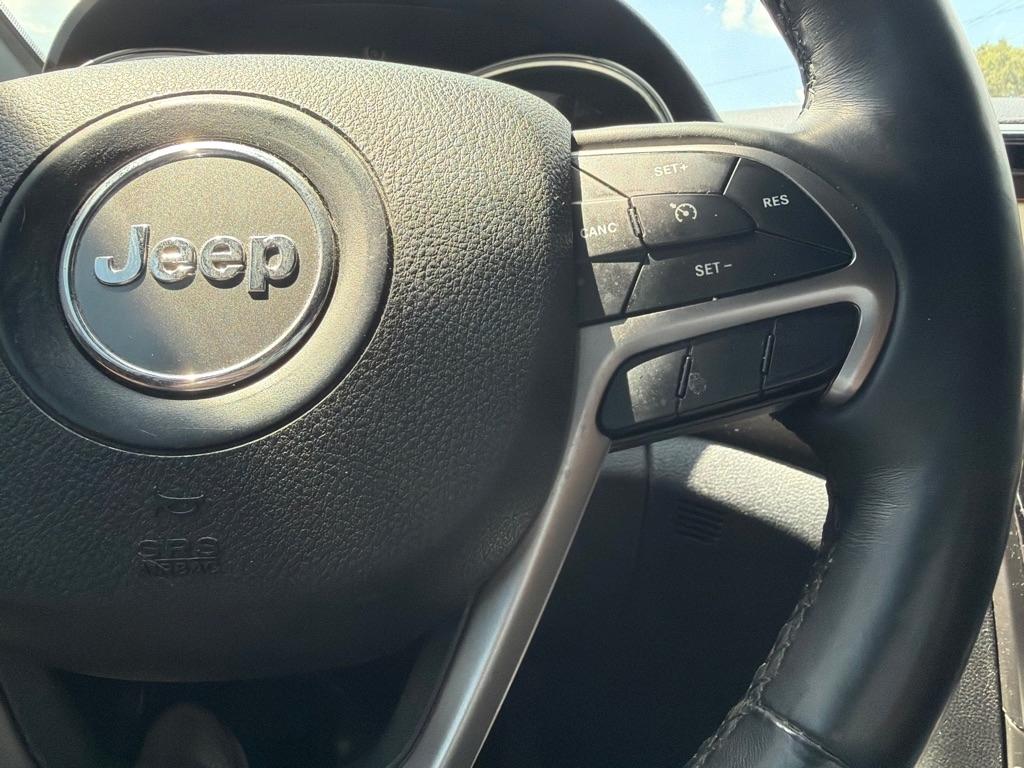 Jeep Grand Cherokee Laredo 4WD 2018