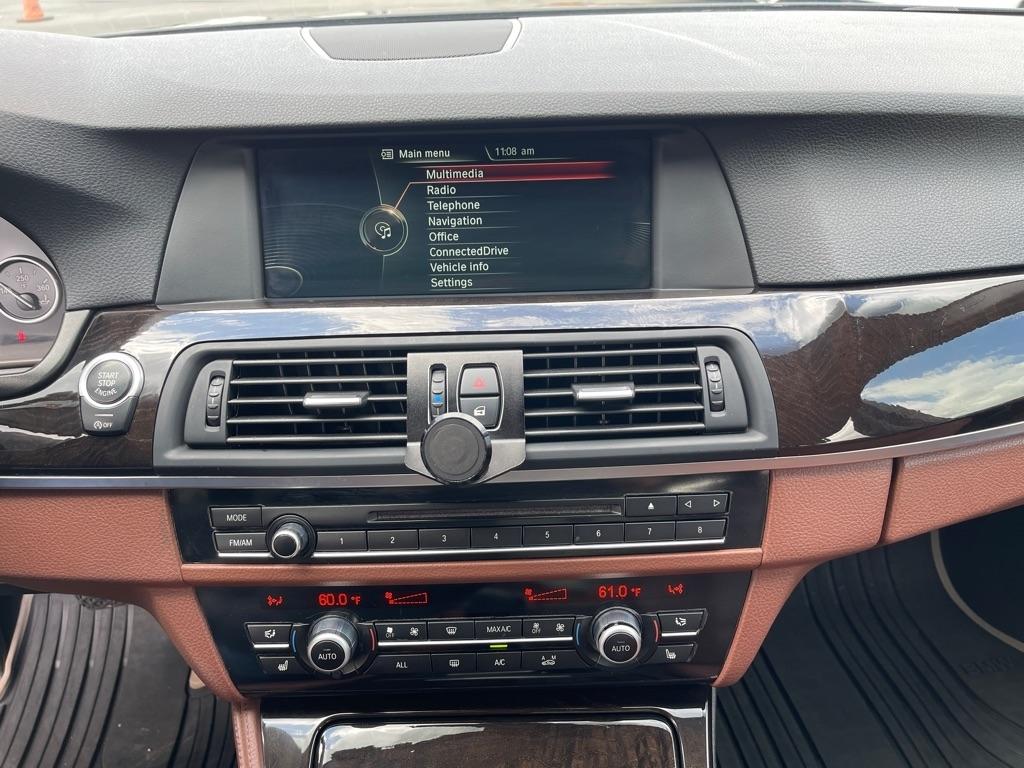 BMW 5-Series 528i xDrive 2013