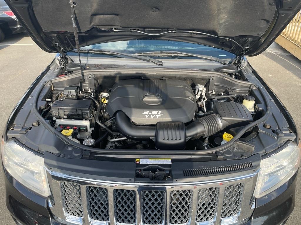 Jeep Grand Cherokee Overland 2WD 2013