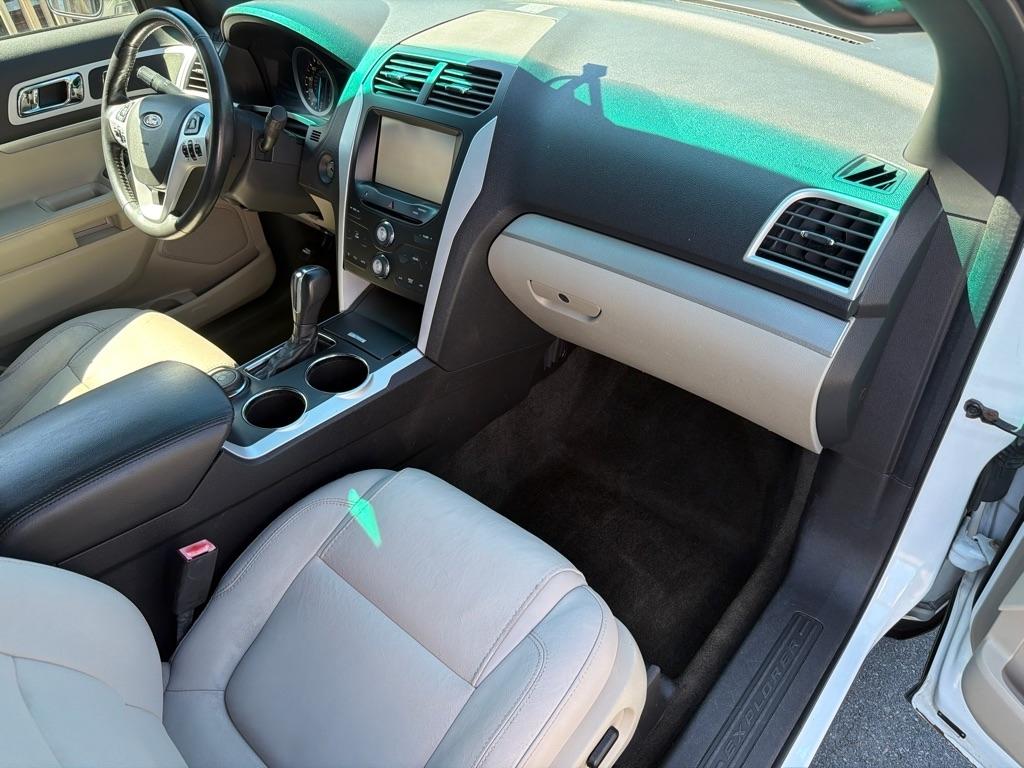 Ford Explorer XLT 4WD 2014