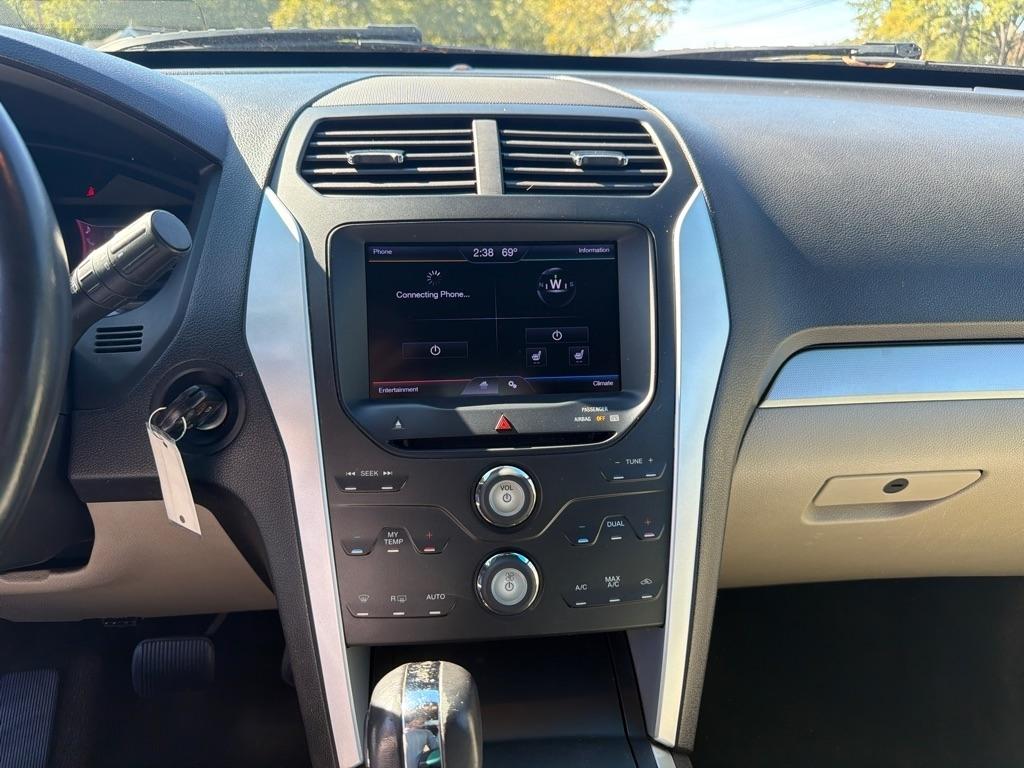 Ford Explorer XLT FWD 2013