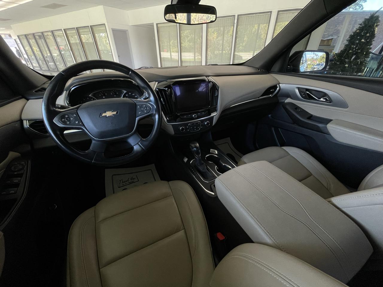 Chevrolet Traverse LT Leather FWD 2022