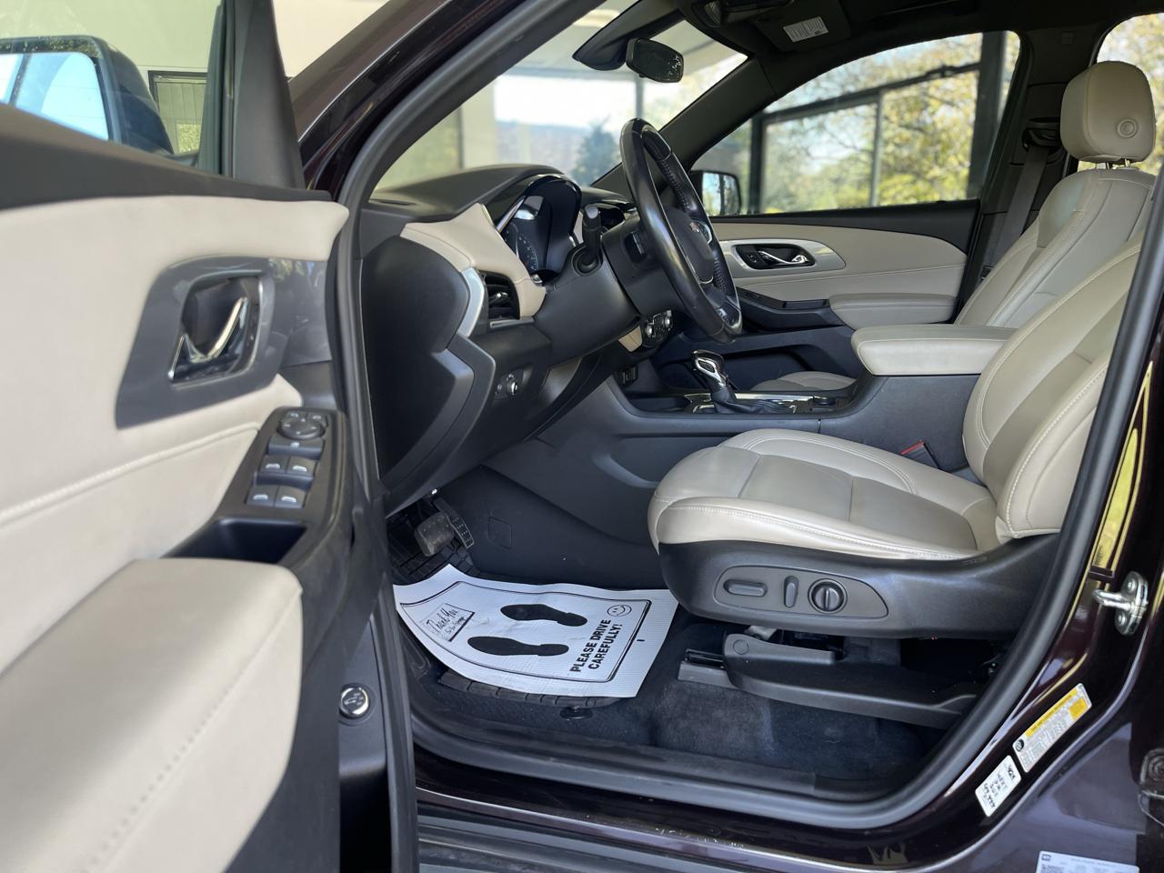 Chevrolet Traverse LT Leather FWD 2022