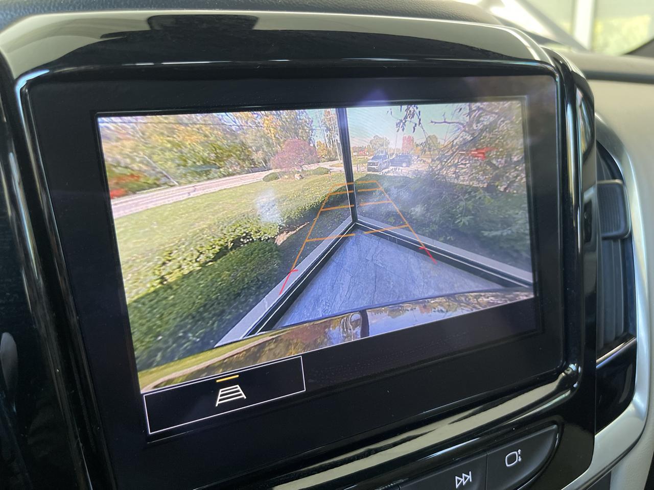 Chevrolet Traverse LT Leather FWD 2022