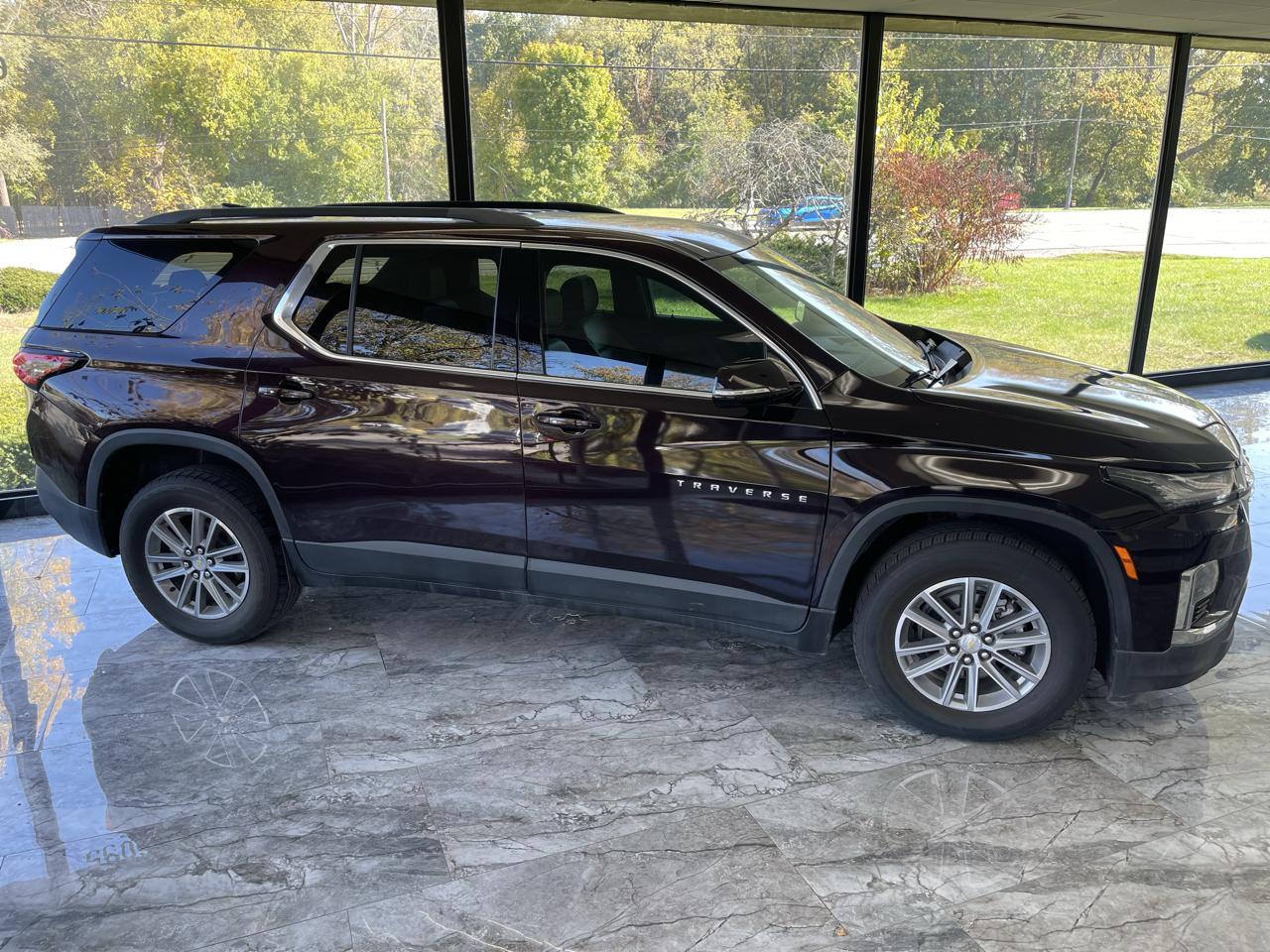 Chevrolet Traverse LT Leather FWD 2022