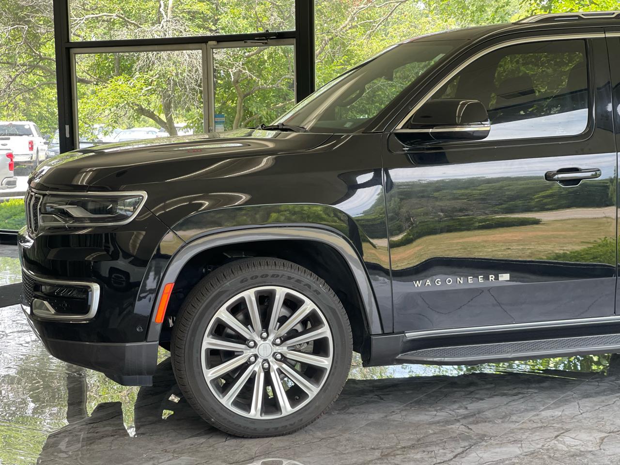 Jeep Wagoneer Series II 4WD 2022
