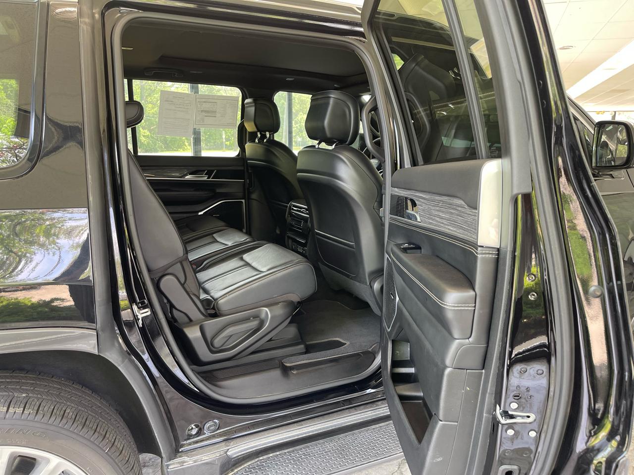 Jeep Wagoneer Series II 4WD 2022