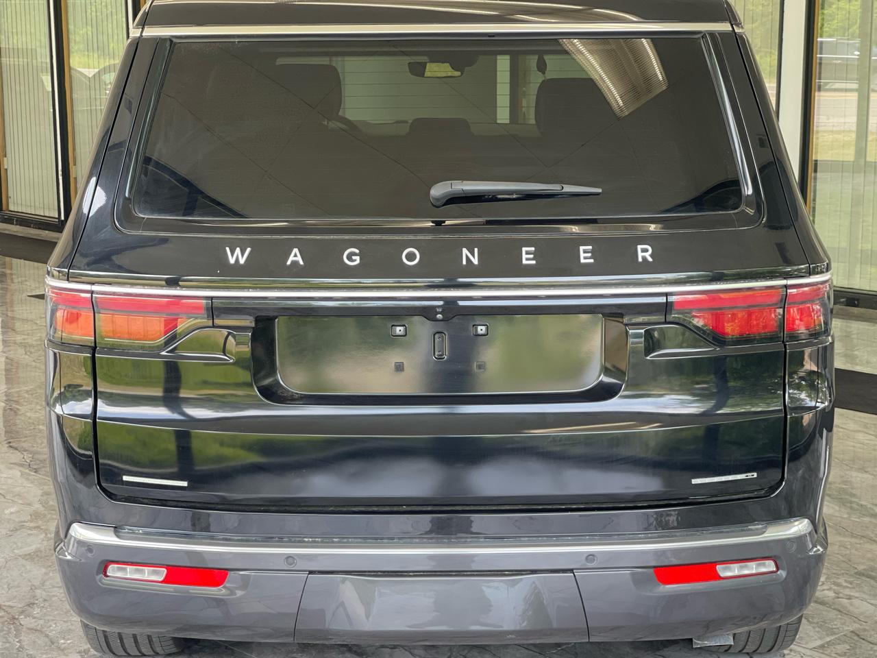 Jeep Wagoneer Series II 4WD 2022