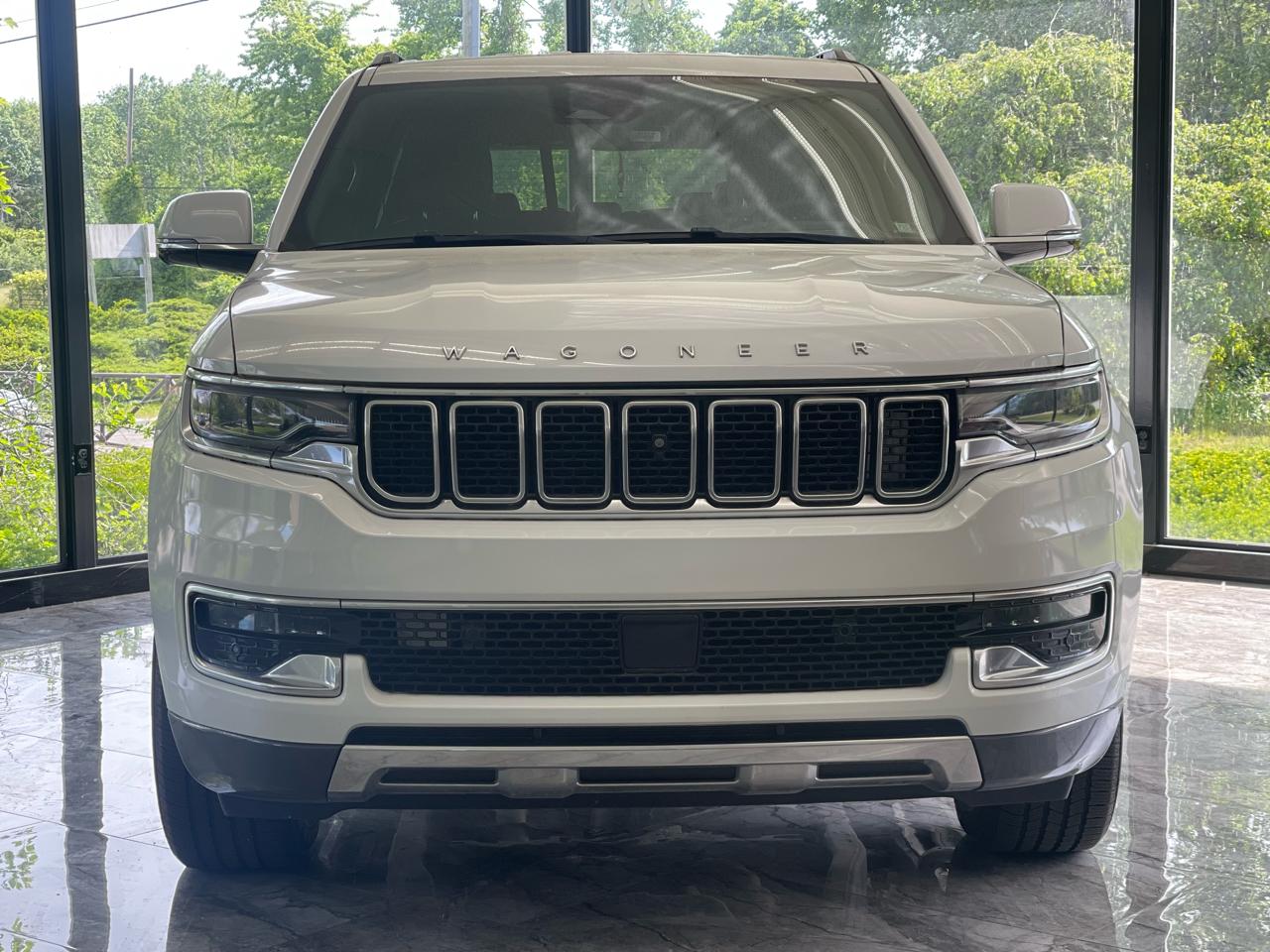Jeep Wagoneer Series III 4WD 2022
