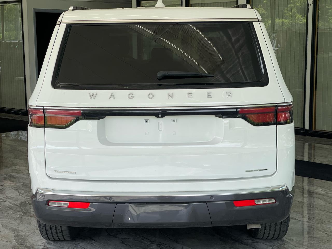 Jeep Wagoneer Series III 4WD 2022