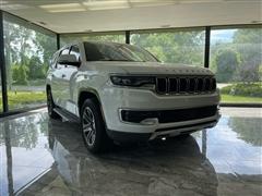 2022 Jeep Wagoneer 