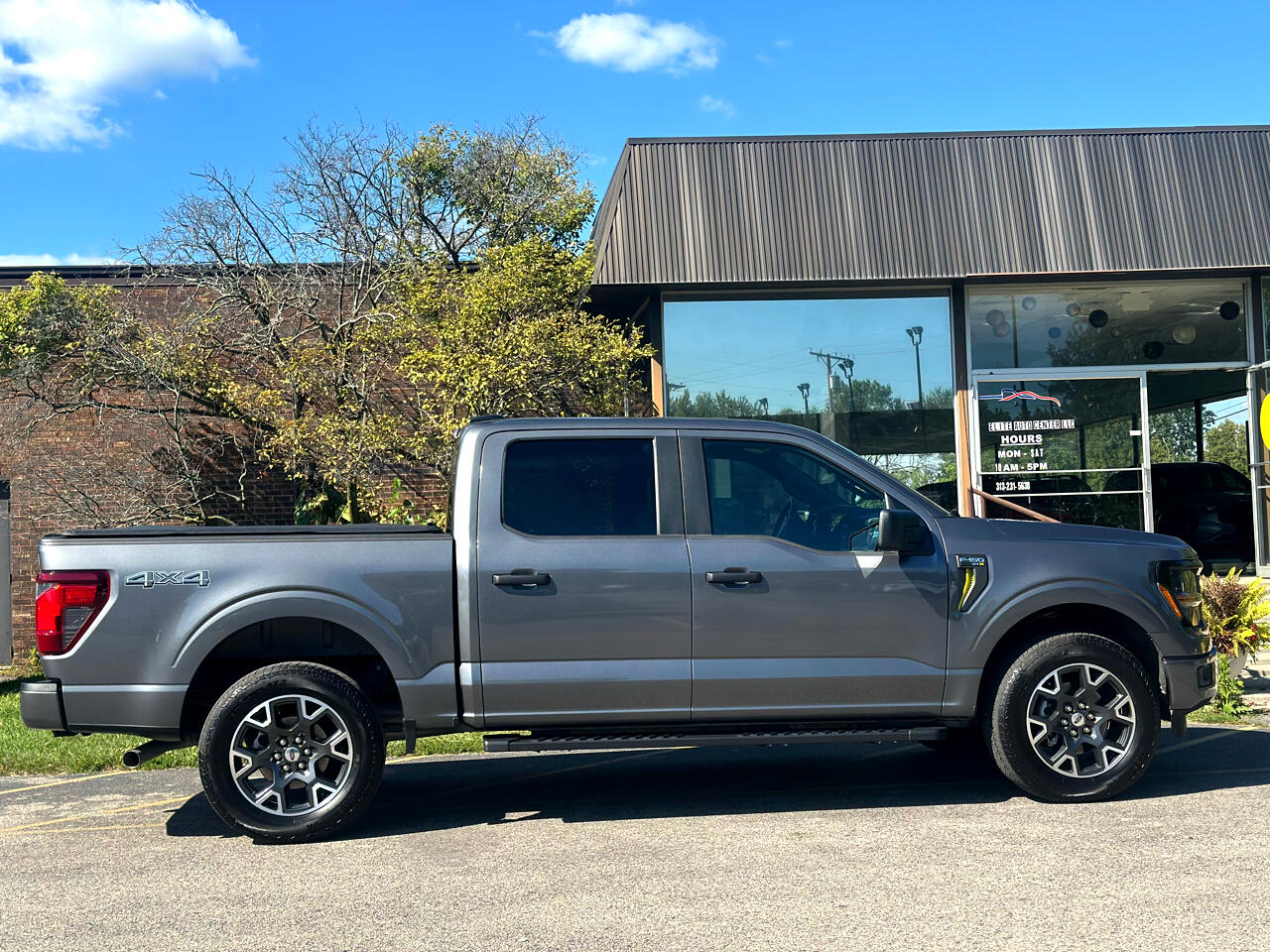 Ford F-150 STX SuperCrew 4WD 2024 Ford F-150 STX SuperCrew 4WD 2024